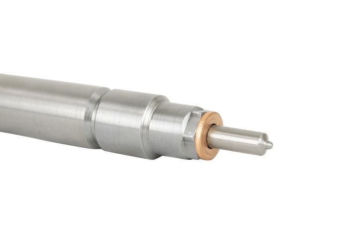 Image 4: Sinister Diesel Reman Injector for 2004.5-2005 Duramax LLY