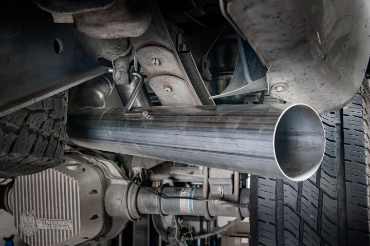 Image 7: Sinister Diesel 4 inch Stainless Steel CAT-Back Exhaust Kit for 2003-2007 Ford Powerstroke 6.0L
