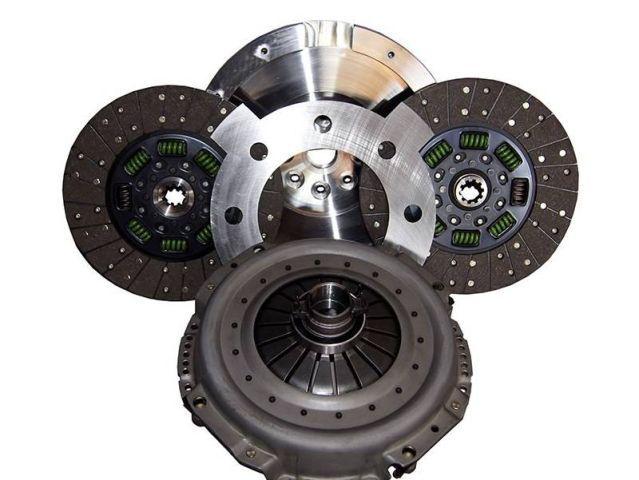 Image 1: Valair Dual Disc Clutch for Dodge Cummins 1994-2003 w/ NV4500 (550 HP)(Requires 1-3/8" Input Shaft)